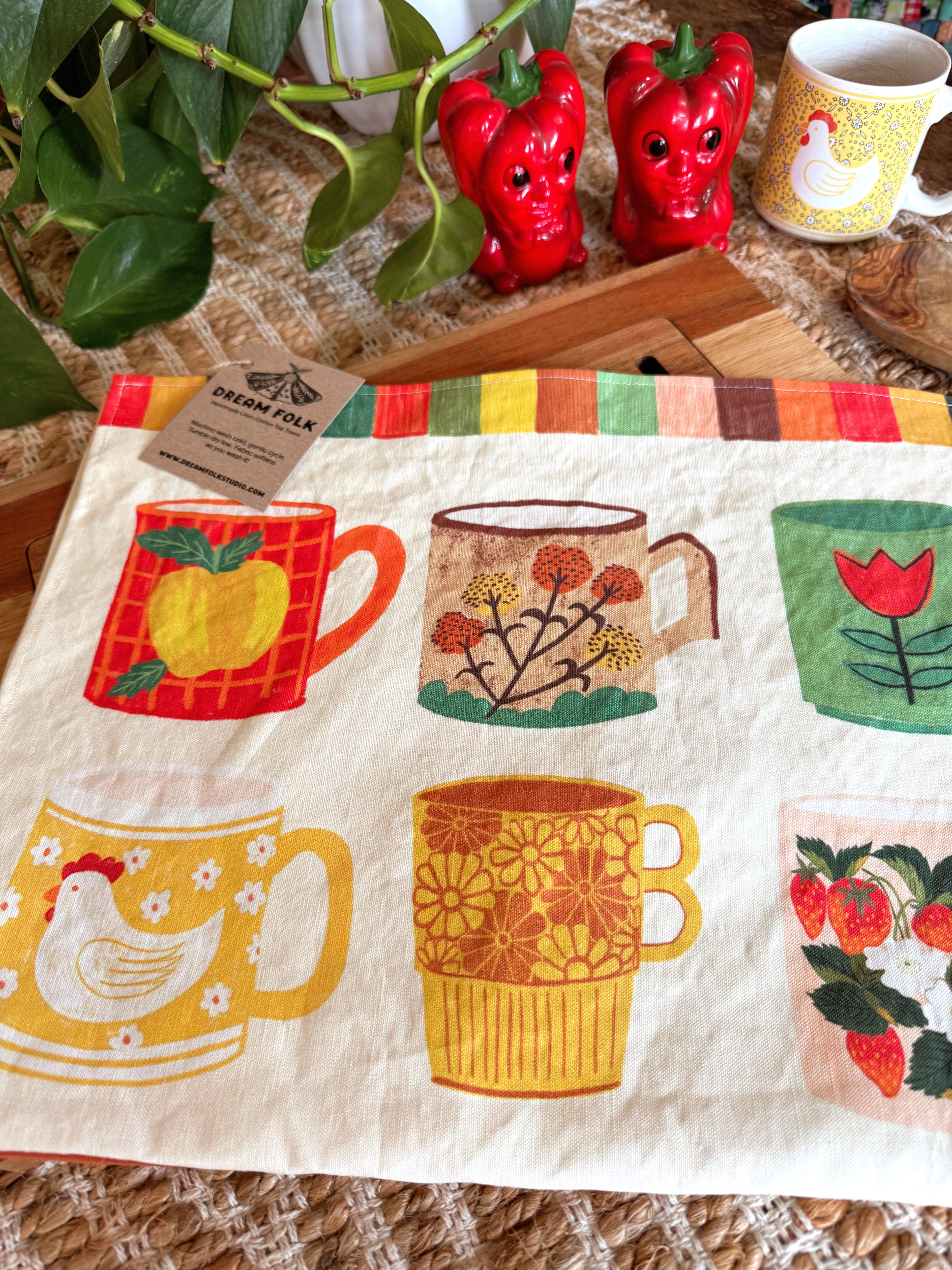 Vintage Coffee Mugs Linen Cotton Tea Towel