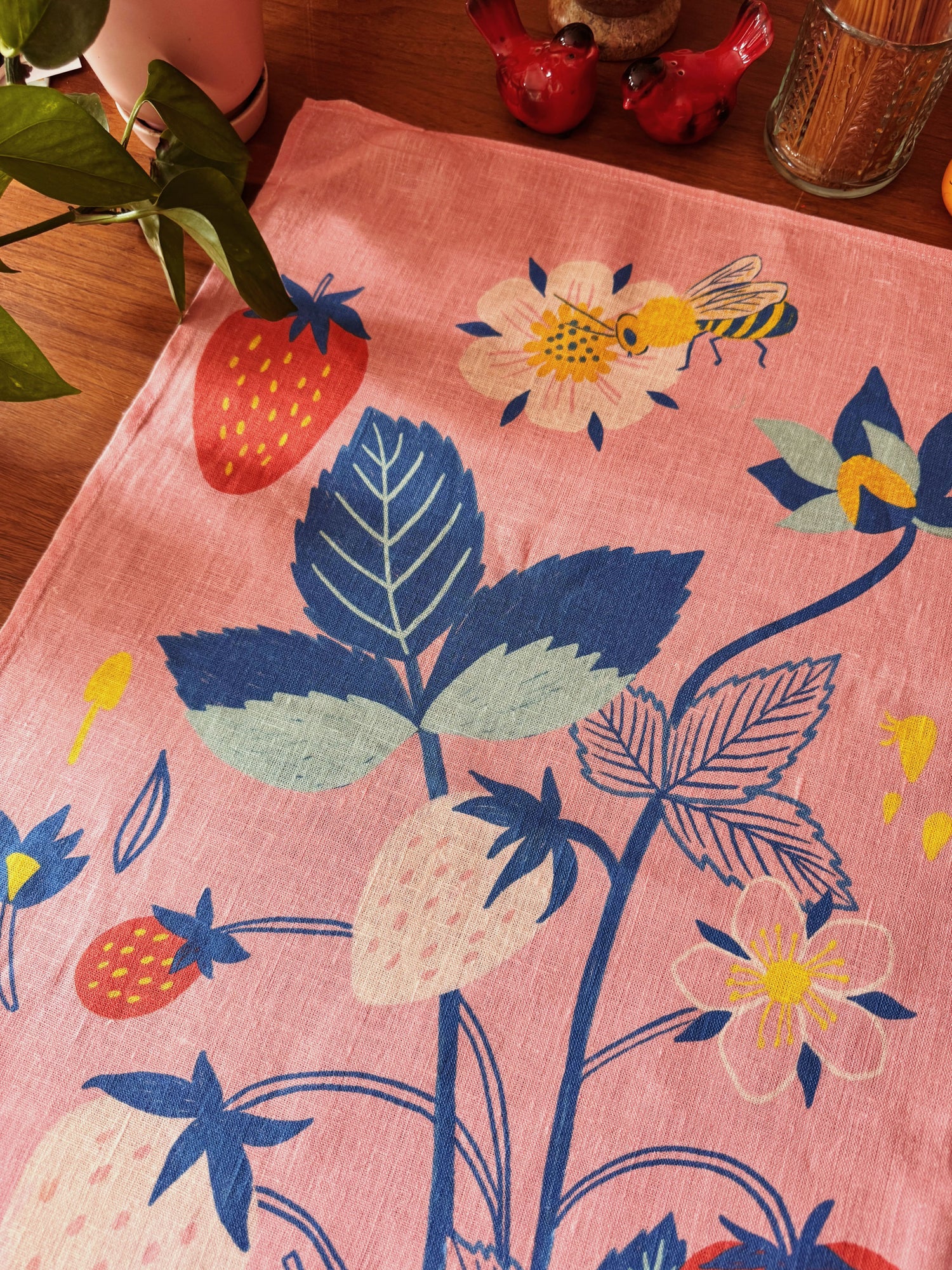 Fresh Strawberries 100% Stone Washed European Linen Tea Towel