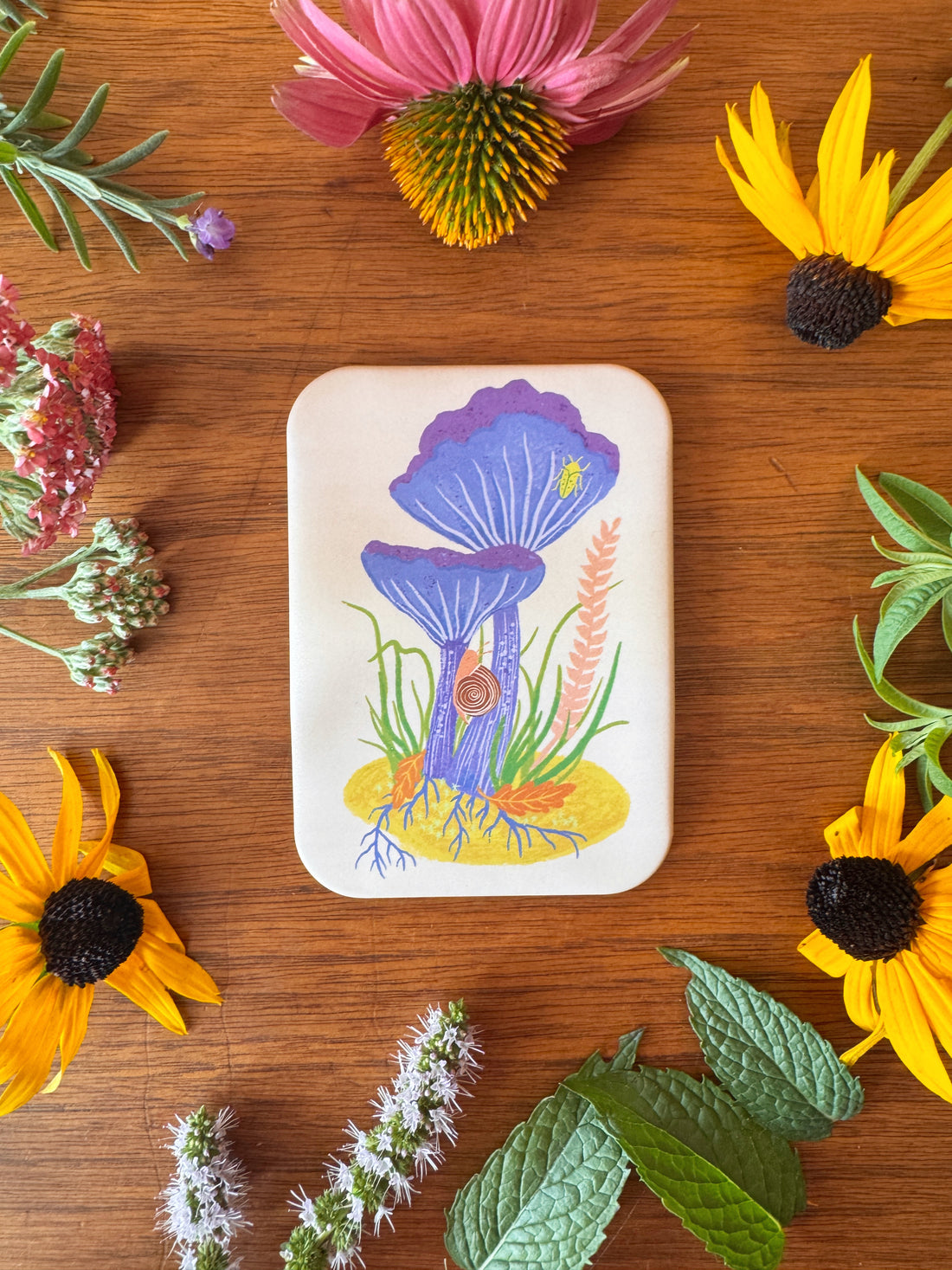 Amethyst Deceiver Mushroom Magnet